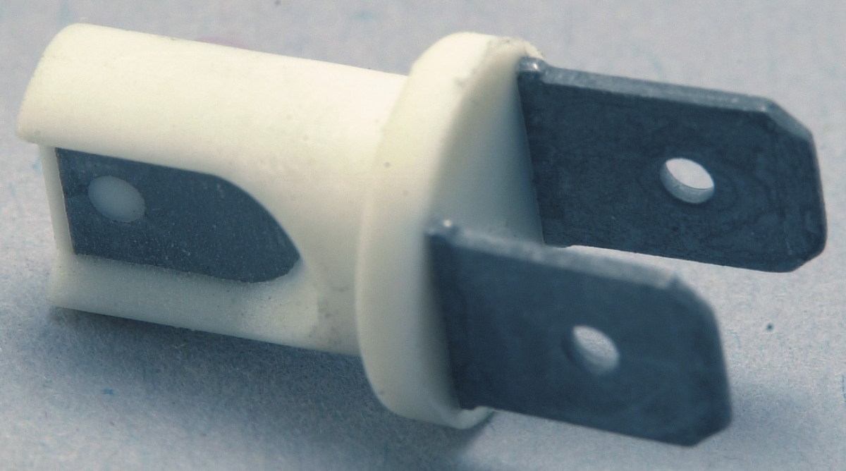 M8 X 1 intermediate contact